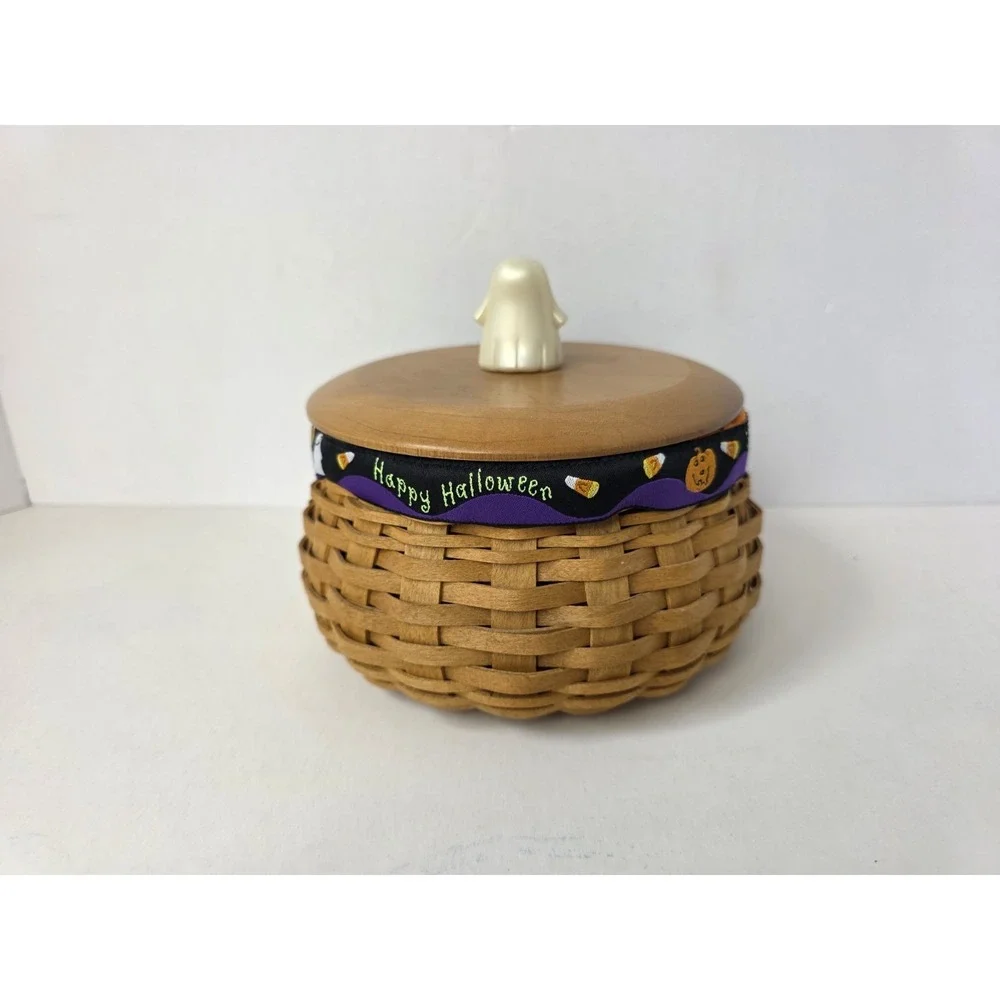 Longaberger Bakset Halloween 2004 w/ ghost lid handle Hostess